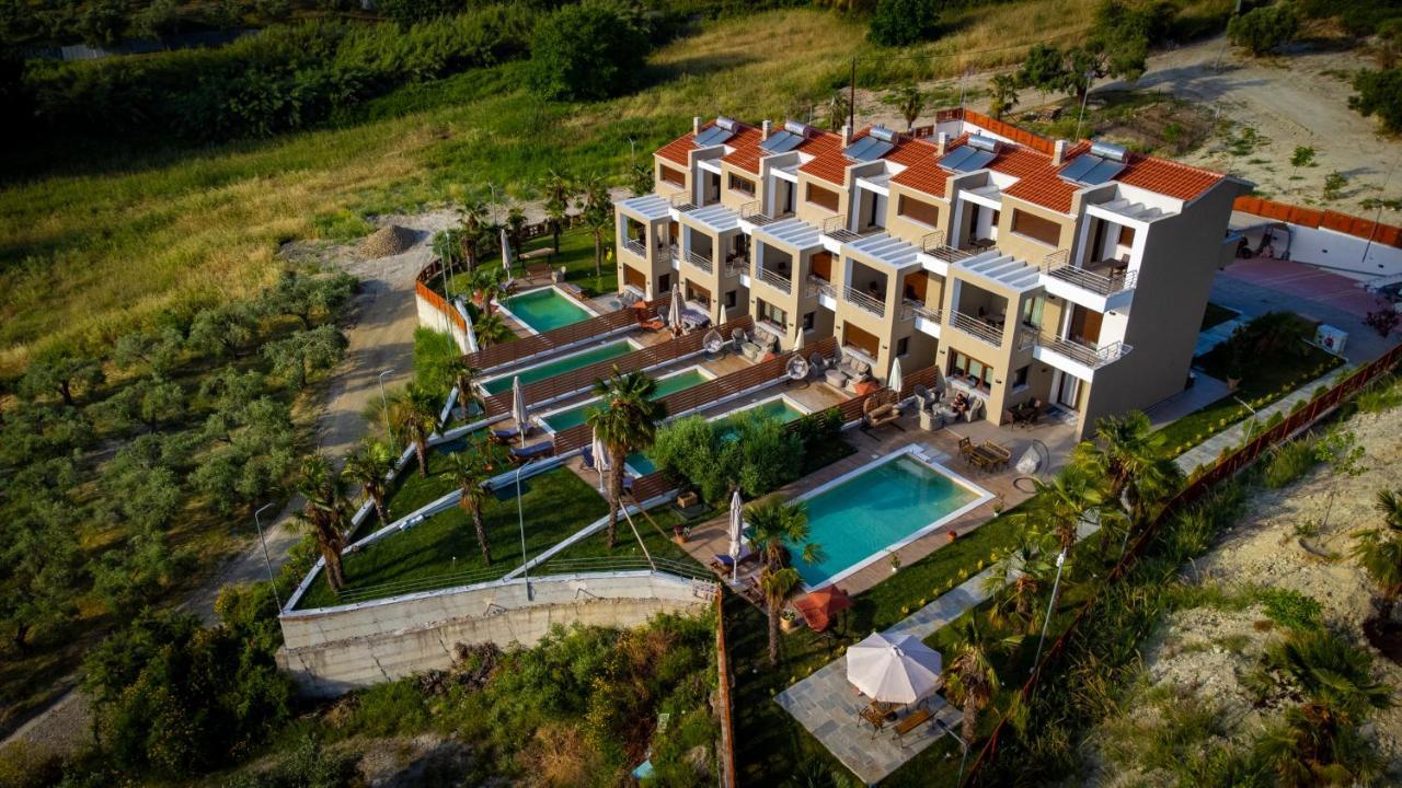 Pefkohori Golden Mountain Beach Villas Exteriör bild