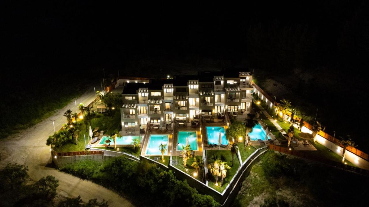 Pefkohori Golden Mountain Beach Villas Exteriör bild