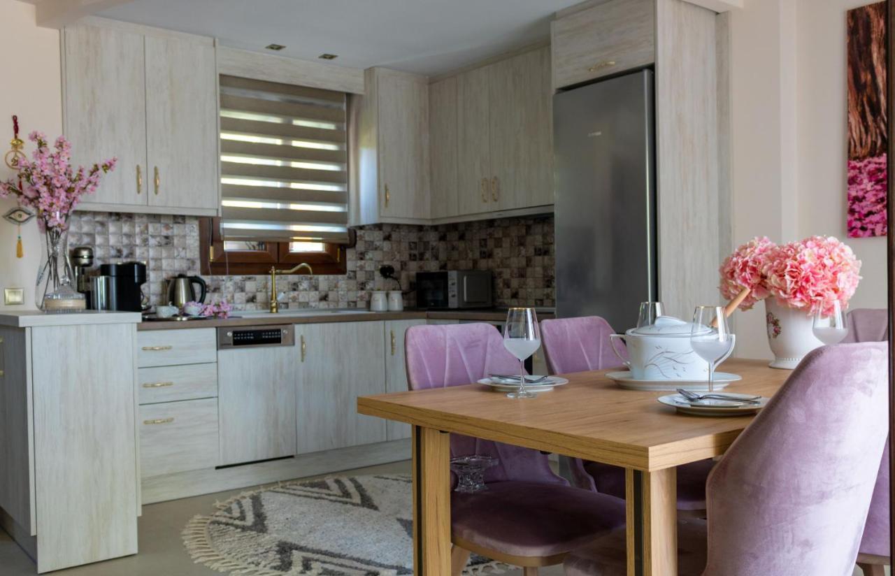 Pefkohori Golden Mountain Beach Villas Exteriör bild