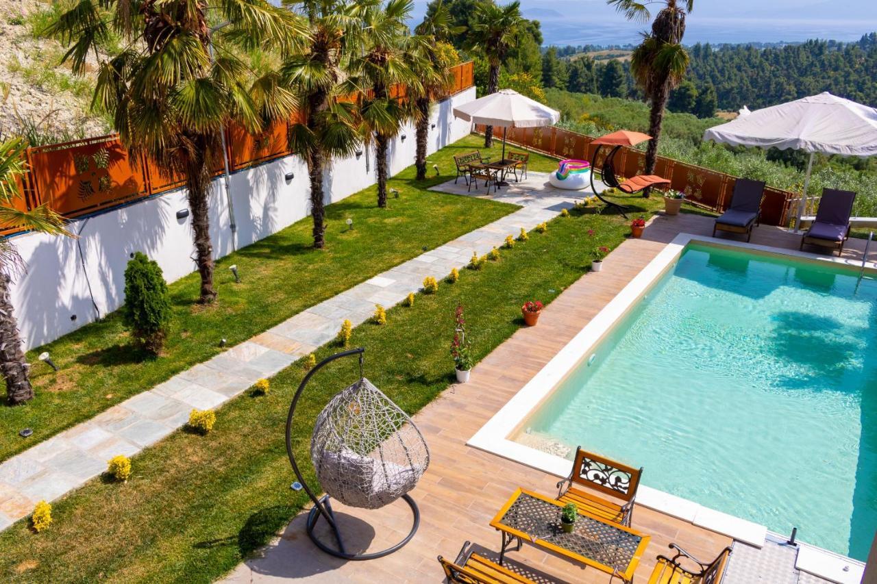 Pefkohori Golden Mountain Beach Villas Exteriör bild